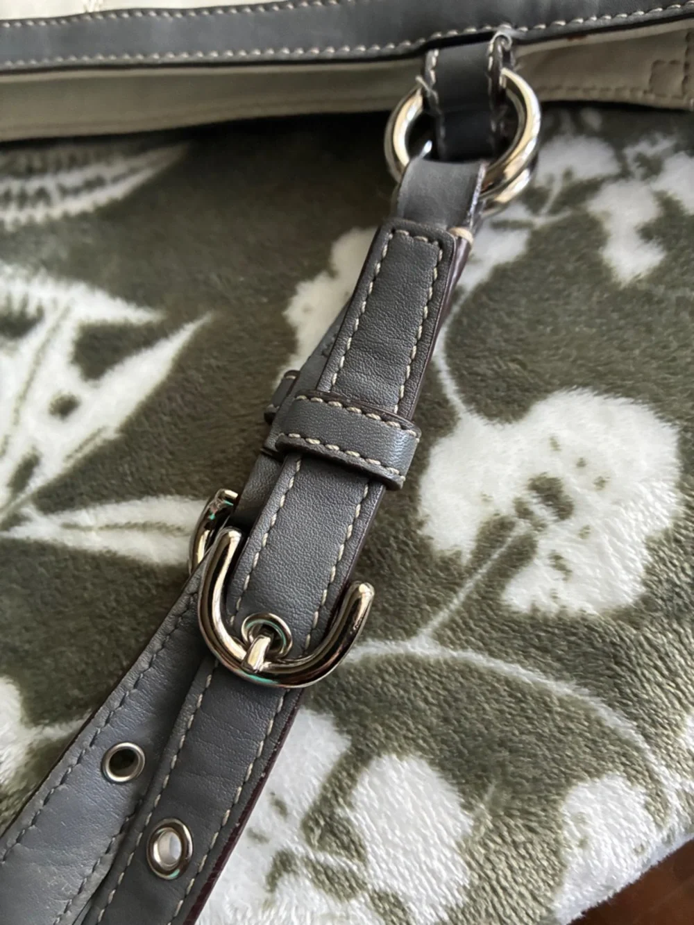 Coach Two-Tone Leather Shoulder Bag in Light Gray and white - Picture 14 of 16